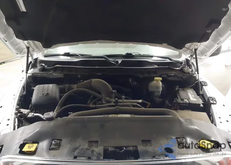 2020 Ram 1500 Classic Slt 4X2 6'4 Box z USA, uszkodzony, nr VIN 1C6RR6TT6LS102831